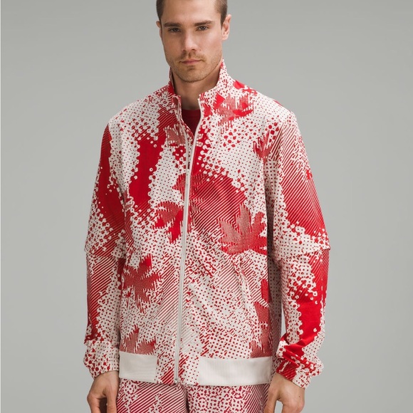 Lululemon Men’s Team Canada Convertible Jacket - Picture 5 of 7